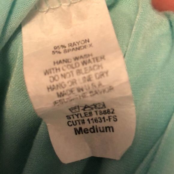 🟢mint green tee with white trim and black polka dot - Picture 4 of 4